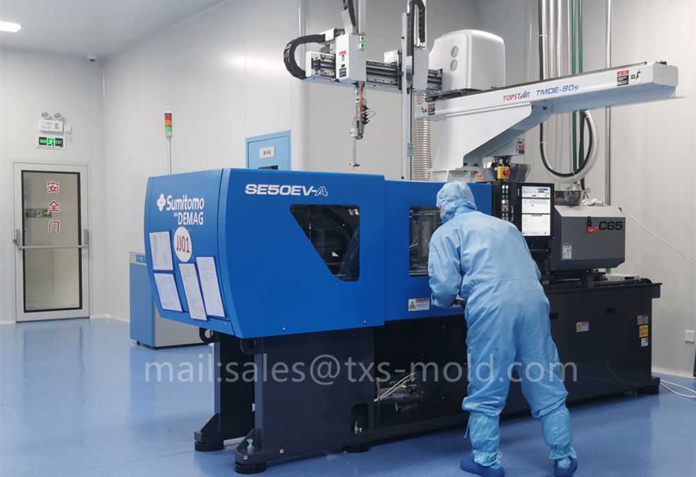plastic injection mold tooling